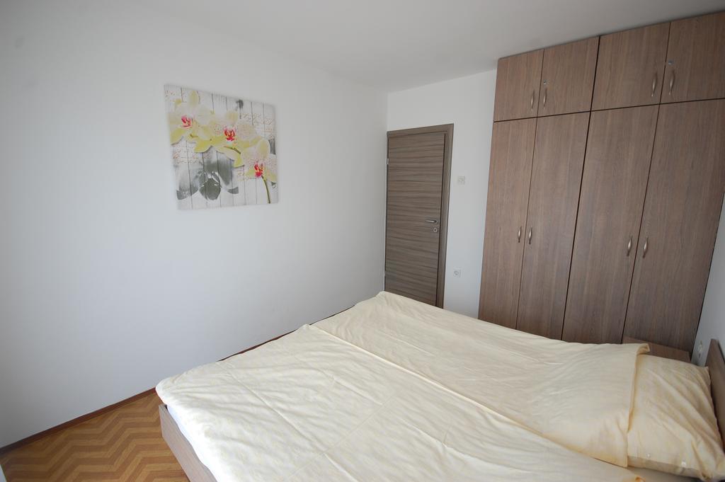 Apartments Jakobi By El-Pi Tours نجيفيش المظهر الخارجي الصورة