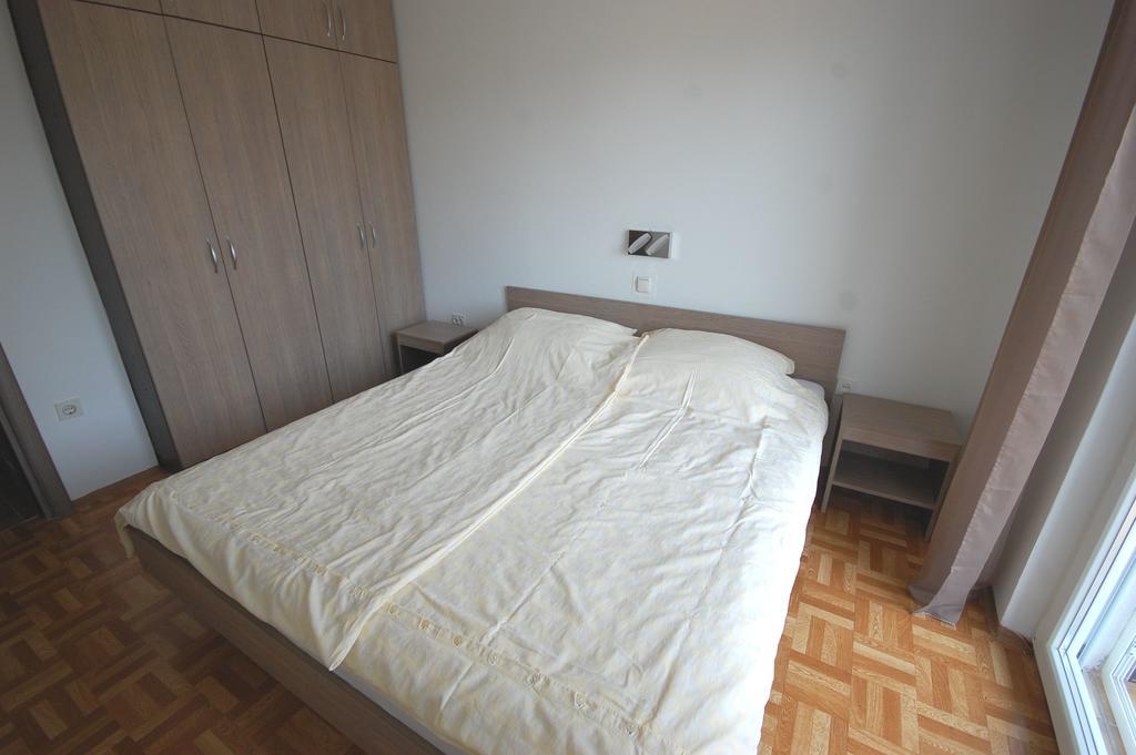 Apartments Jakobi By El-Pi Tours نجيفيش المظهر الخارجي الصورة